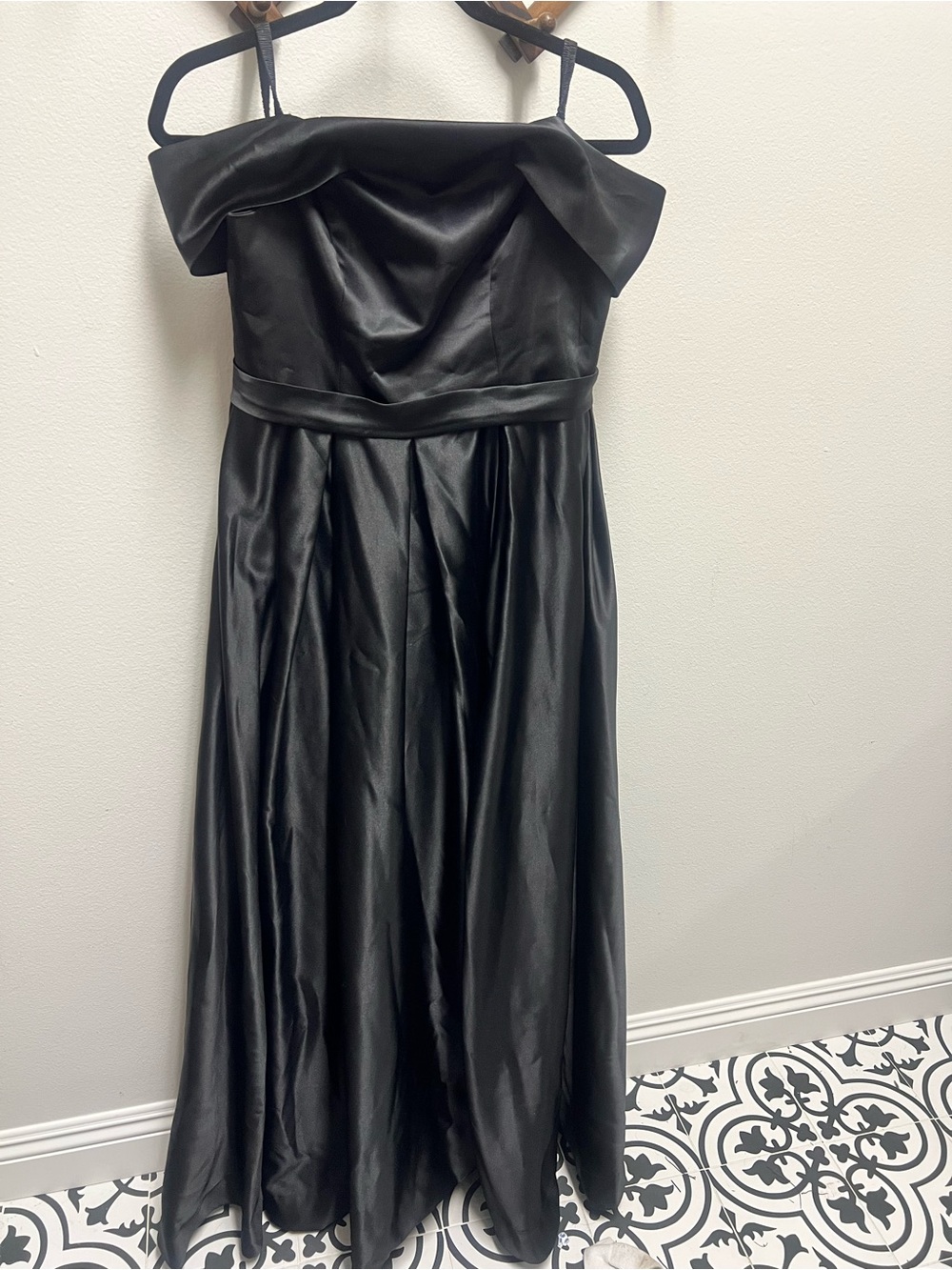 Amazon Black Satin Strapless Evening Gown